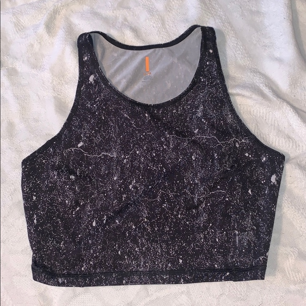 Athletic crop tank top